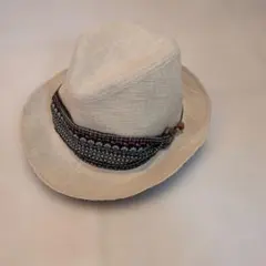 男女兼用　ベージュ フェドラハット ビーズ付き
