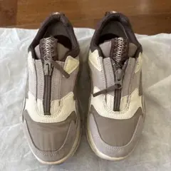 UGG CA805 ZIP OYSTER スニーカー　サイズ22.5cm