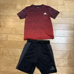 adidas キッズ　tシャツパンツ　140 セット