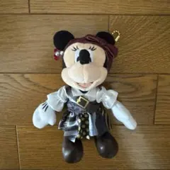 ディズニー　パイレーツ　海賊　ぬいぐるみバッジ　ミニーマウス