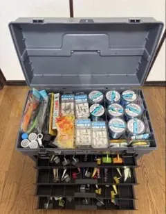 PLANOオールドタックルボックスとルアーたくさん まとめて - メルカリ