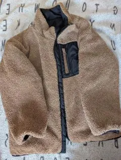 ベージュ フリースジャケット ジッパーポケット付き