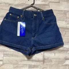 新品タグ付き　デニムショートパンツ　L