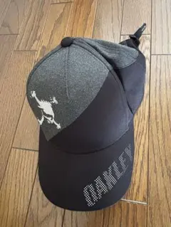 OAKLEY オークリー キャップ 帽子のサムネイル