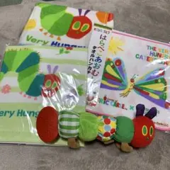 エリックカール　はらぺこあおむし　タオル&ラトルセット