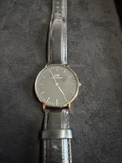 【電池交換済み】DW ダニエルウェリントン 腕時計 40mm ブラックゴールド色のサムネイル