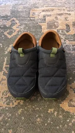 Teva テバ　リ エンバーモック サイズ22cm