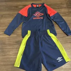 umbro 長袖シャツとショートパンツセット