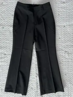 UNIQLO ブラック フレアパンツ M