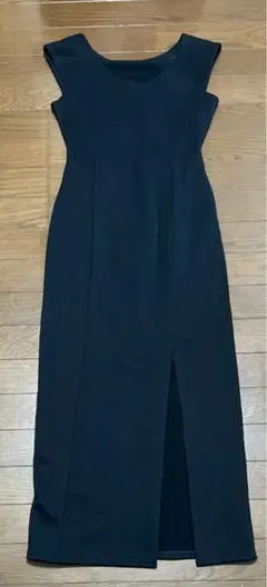 RESEXXY バックオープンスリットワンピース