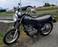 YAMAHA SR400-4 RH03J　初年度平成25年のサムネイル