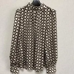 H&M長袖ブラウスベージュ・ブラウン