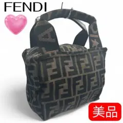 FENDI ハンドバッグ ズッカ柄 ナイロン ブラック ミニバッグ FFロゴ FENDI ハンドバッグ ズッカ柄 ナイロン ブラック ミニバッグ FF
