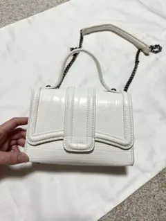 ZARA チェーンショルダーバッグ