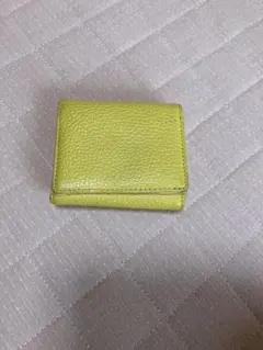 三つ折り財布 イエロー