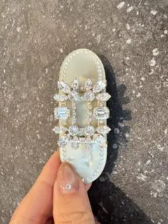 未使用 Roger Vivier エフロレッセンス ブローチ ラインストーン 未使用 Roger Vivier エフロレッセンス ブローチ ラインストーン