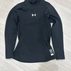 アンダーアーマー　ゴールドギア
