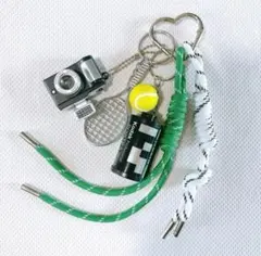 じゃらじゃらキーホルダー　カメラ　テニス　キーチャーム　キーホルダー