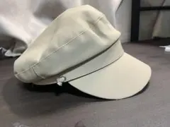 ベージュ 合成皮革 キャスケット