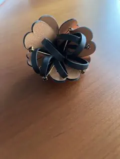 2026年最新】マルニ ブローチの人気アイテム - メルカリ