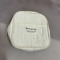 しまむら ポーチ ホワイト 新品