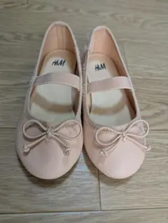 H&M ピンク バレエシューズ
