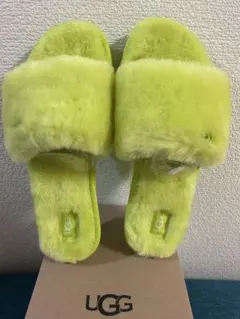 UGG ファーサンダル ライムグリーンのサムネイル
