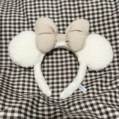 ミニーカチューシャ ホワイト・ベージュ　もこもこ