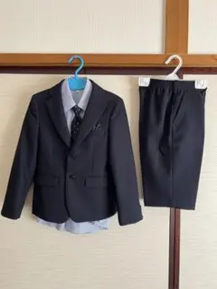 130サイズ 男の子フォーマルスーツ