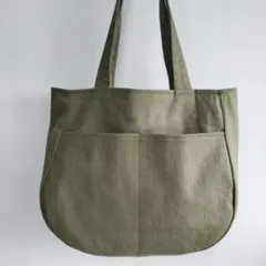 Item thumbnail for item 7f193ef2-4a97-4a40-aaf1-53bd68bc7bb1