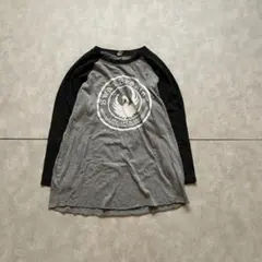 archive raglan long sleeve black gray