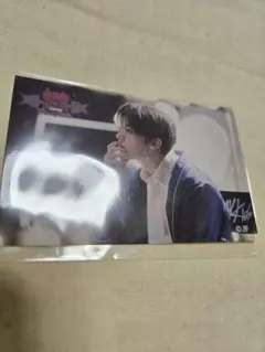 リノ　オンラインくじ　ステッカー　dominate straykids スキズ