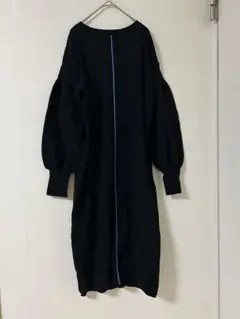 hunch ブラック ニットワンピース 長袖 後ろライン