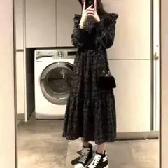 小花柄　ティアードロングワンピース　フリル　可愛い　大人ガーリー　カジュアル