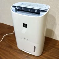 【美品】シャープ 衣類乾燥除湿機 CV-G71-W 2026年最新】シャープ 除湿機 cv-g71-wの人気アイテム - メルカリ