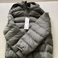 ユニクロ　キッズ　ウォームパデッドウォッシャブルパーカー