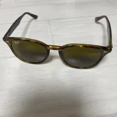 Ray-Ban RB 2180-F サングラス ブラウン