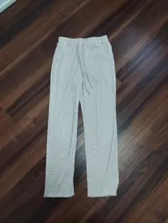 GU　リブ　パンツ