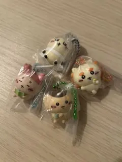 ちいかわマスコットつきビスケット　4つセット