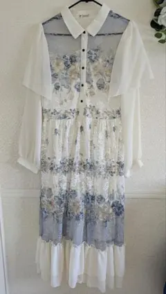 フラワーパネルプリントレースワンピース　ブルー