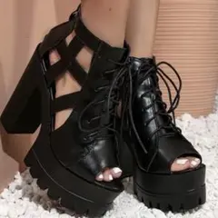 SHEIN 厚底レースアップサンダル