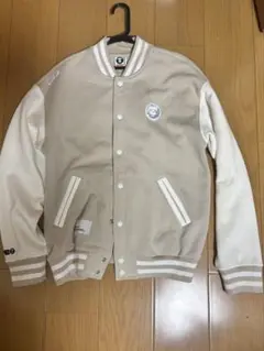 a bathing ape スタジャン