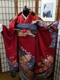 正絹　絞り　振袖　フルセット　赤色 楽天市場】【成人式 振袖 レンタル】RS779 正絹 赤 絞り 枝垂れ