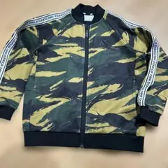 New Balance 迷彩 ジャケット 130より大きい