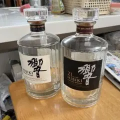 HIBIKI 21年 山崎18年　　空瓶　空箱　セット 響21年空瓶【箱付】＋山崎18年空瓶セット - メルカリ