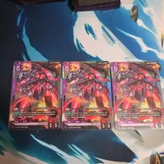 ガンダムカード　GD05 サザビー　LR 3枚のサムネイル
