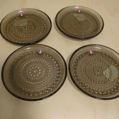 週末お値下げ イッタラ カステヘルミ サンド 10cm 廃盤 小皿 3枚