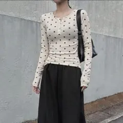 SHEIN Dazy シーイン ハーフボタン ドット柄 ロンT オフホワイト M