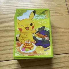 ポケモンカードゲーム スリーブ63枚　ピカチュウデザイン
