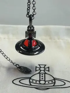 Vivienne Westwood オーブネックレス - メルカリ